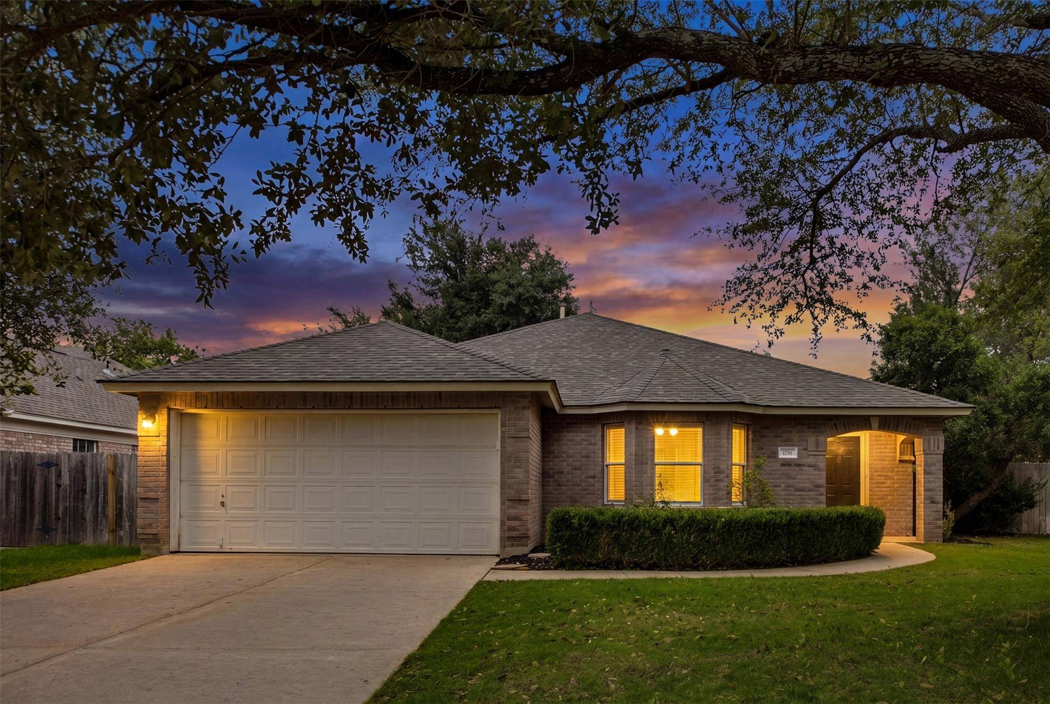 1751 Star Light CIR, Cedar Park, TX 78613