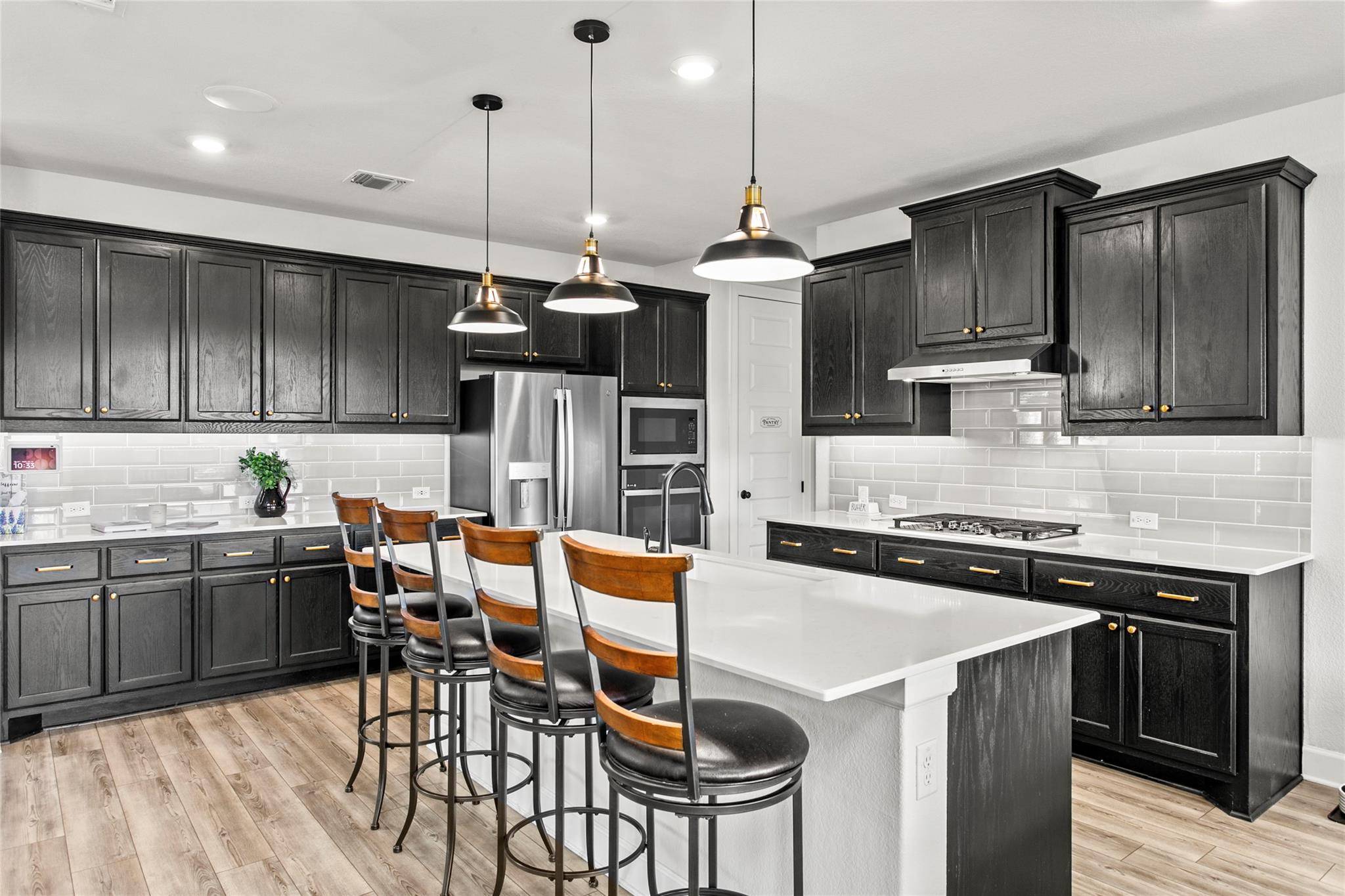 1018 Pink Granite BLVD, Dripping Springs, TX 78620