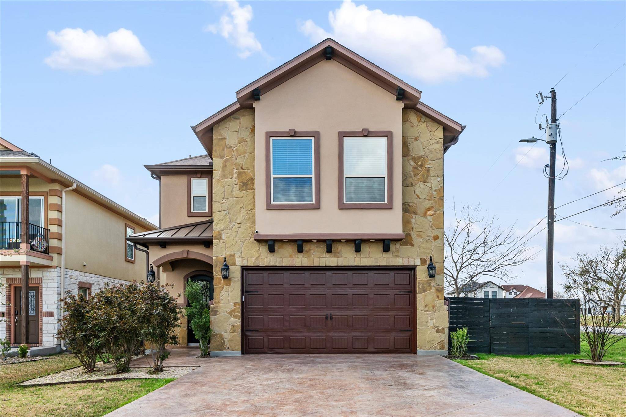 600 Samaripa ST, Manor, TX 78653