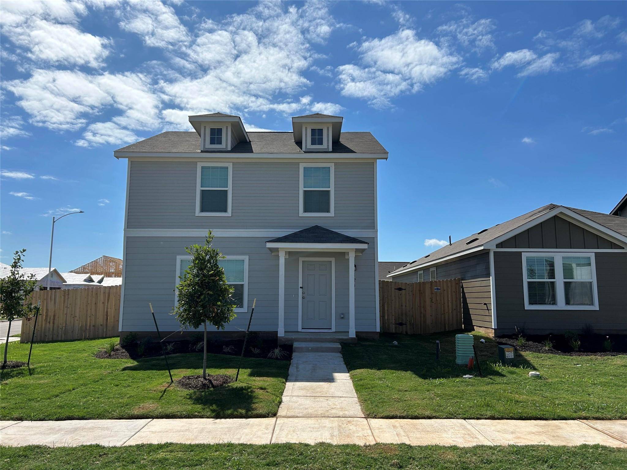 1201 Largemouth LN, Bastrop, TX 78602