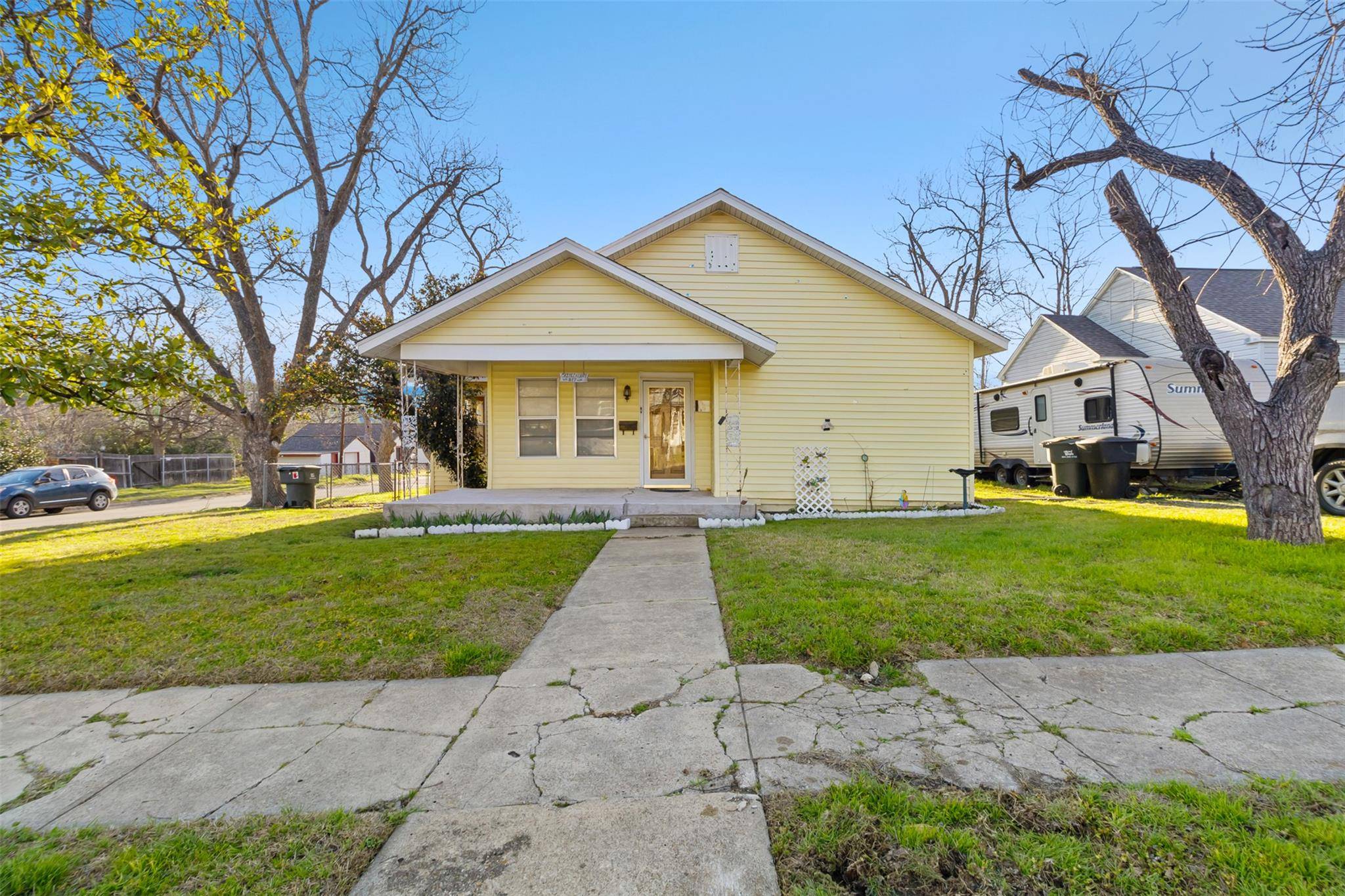817 N 8th ST, Temple, TX 76501