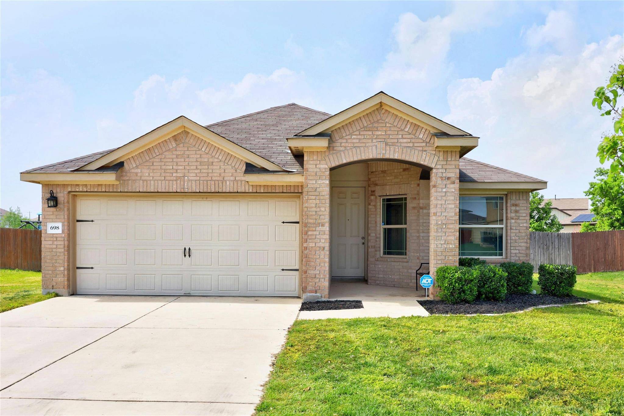 698 Evening Star DR, Kyle, TX 78640