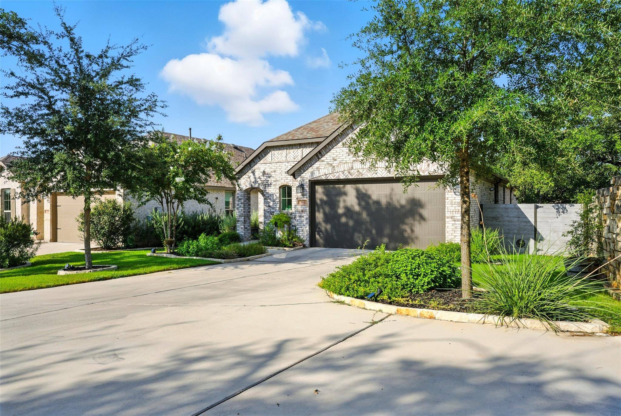 104 Arrowhead Mound RD, Georgetown, TX 78628