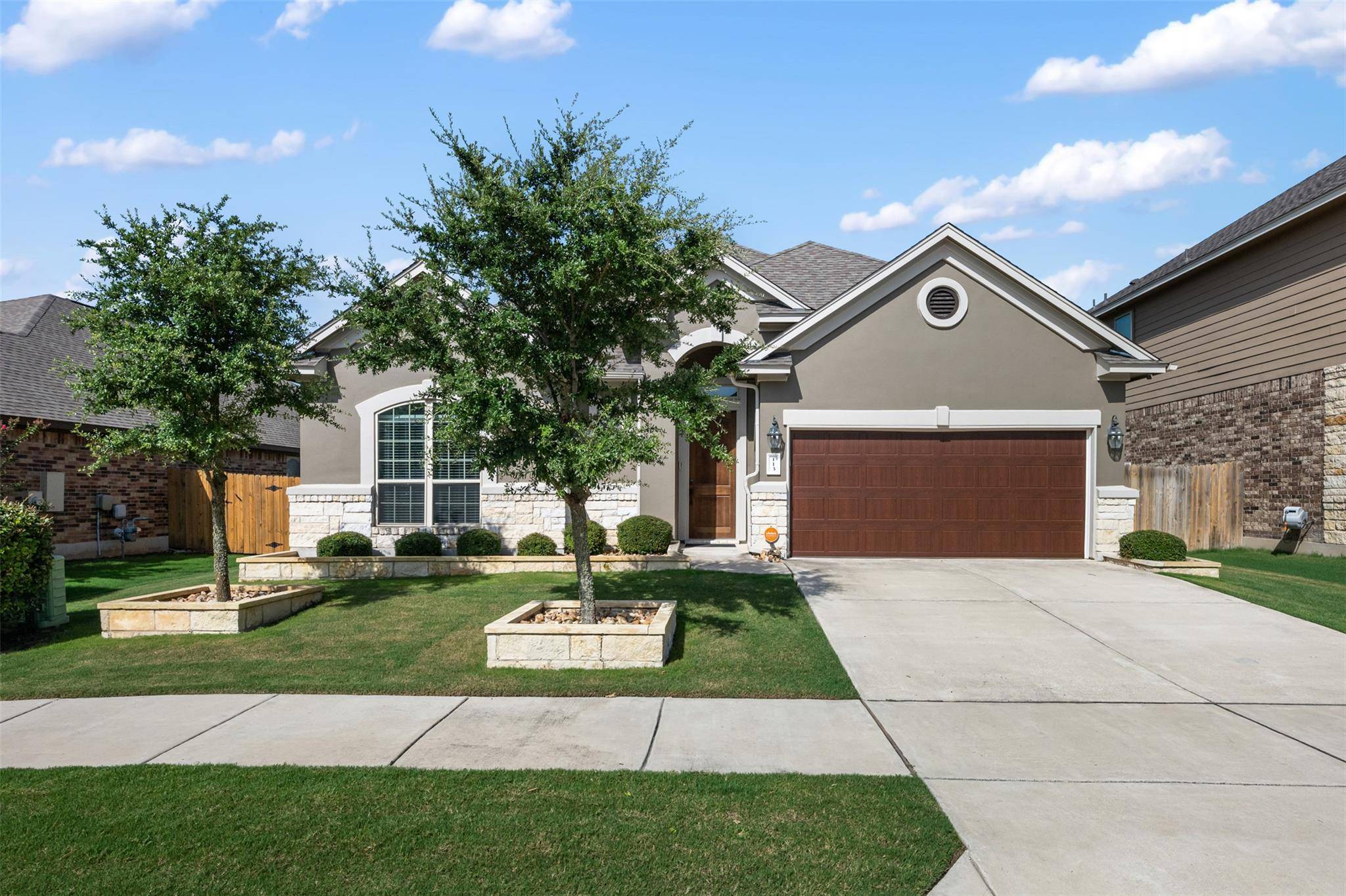 113 Skylark LN, Hutto, TX 78634