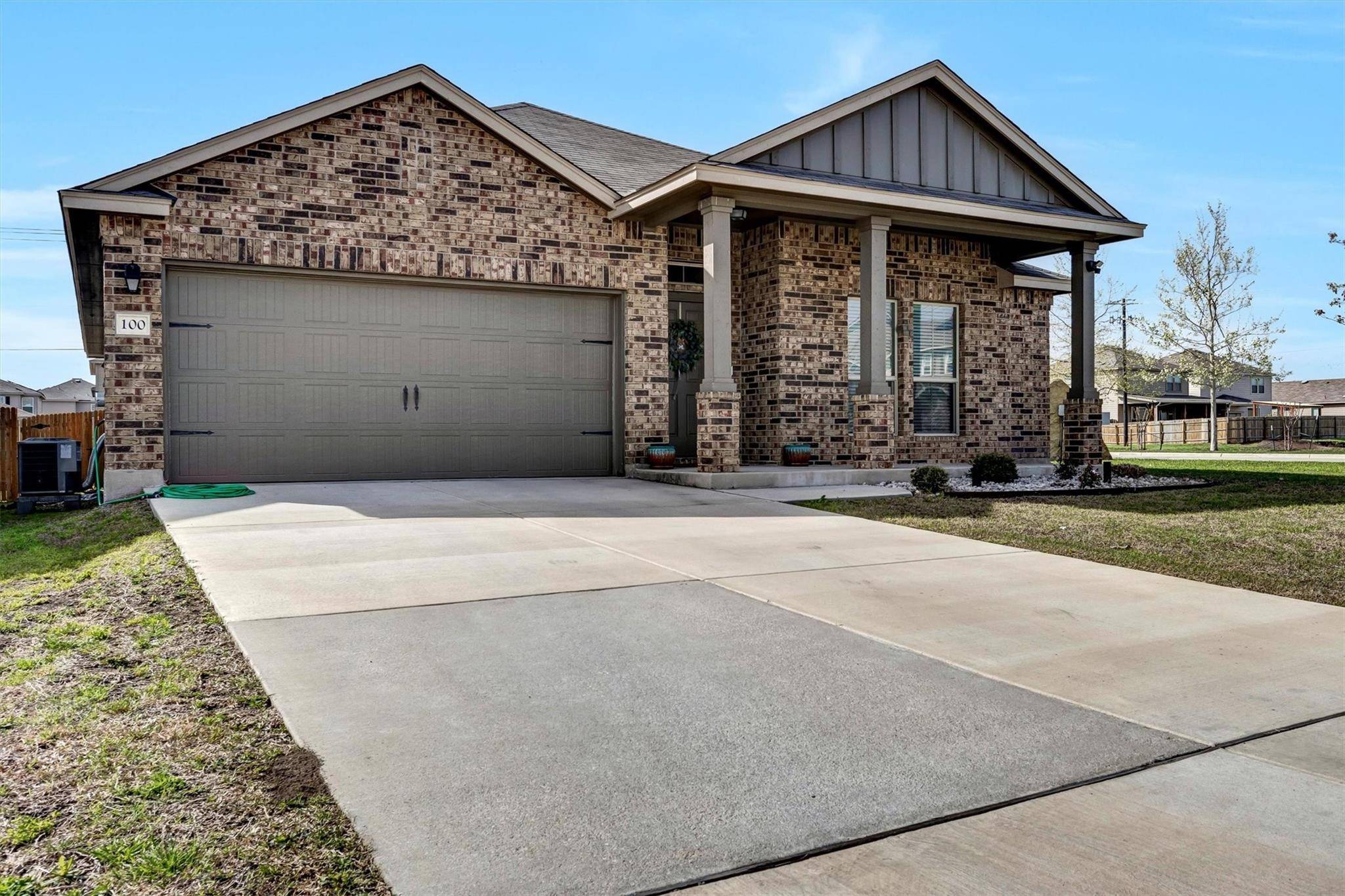 100 Uncle Billy WAY, Jarrell, TX 76537