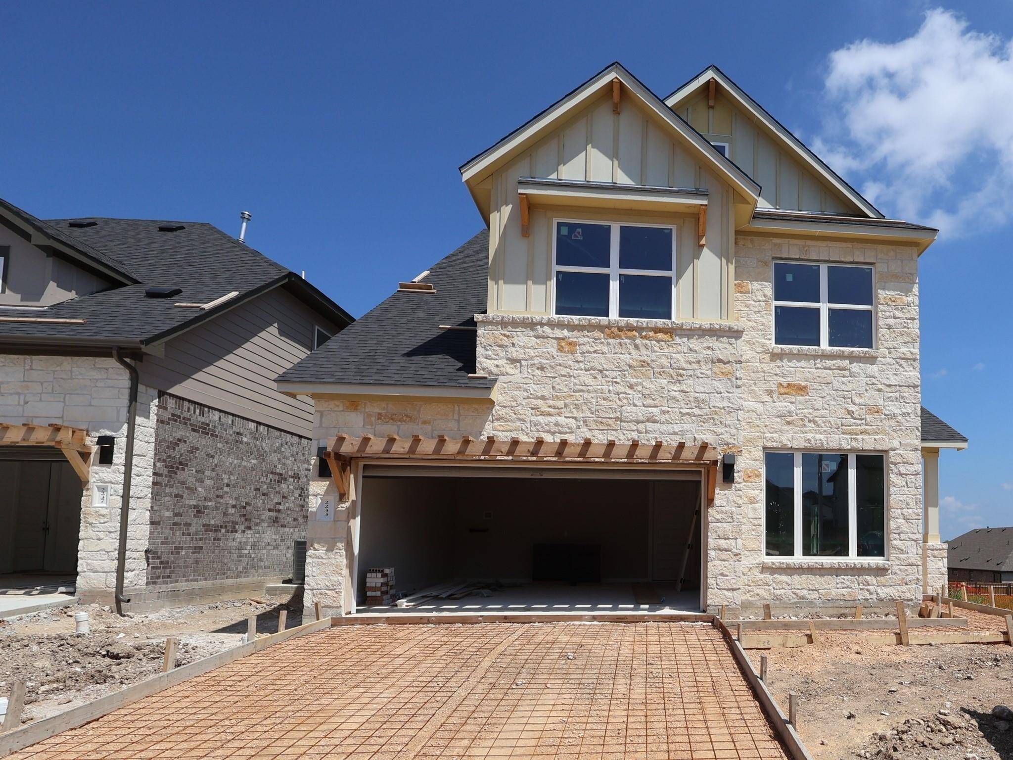 2233 Spokane DR, Leander, TX 78641