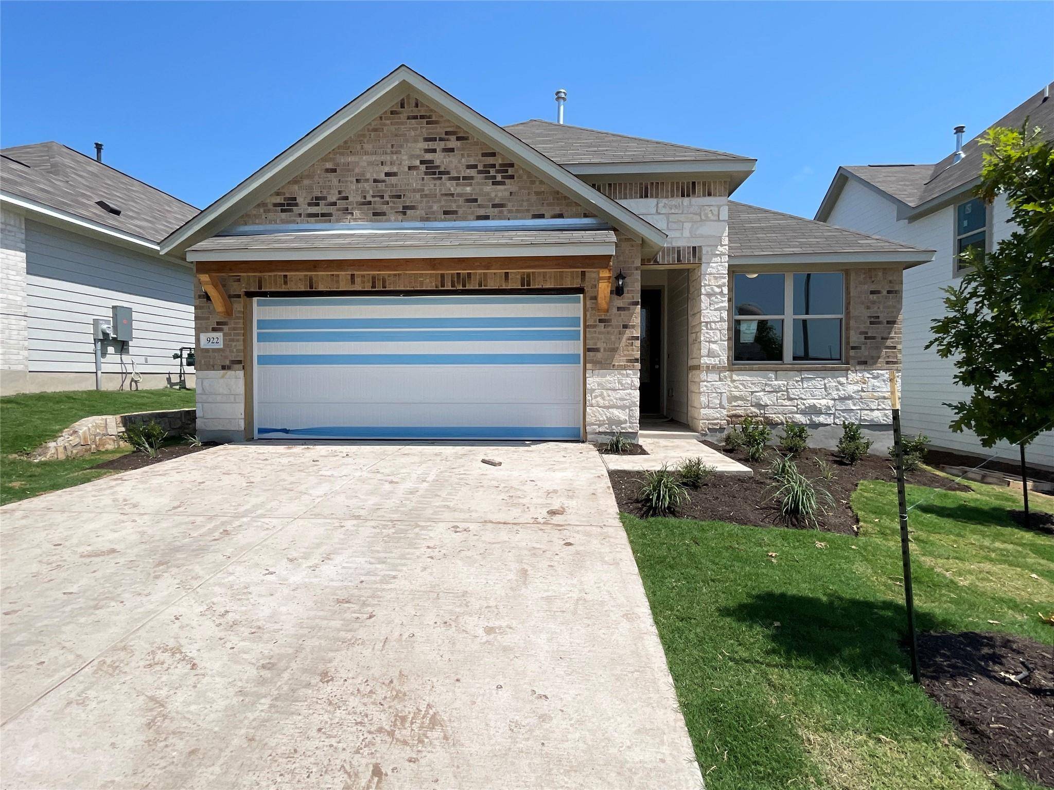 922 Palo Brea LOOP, Hutto, TX 78634