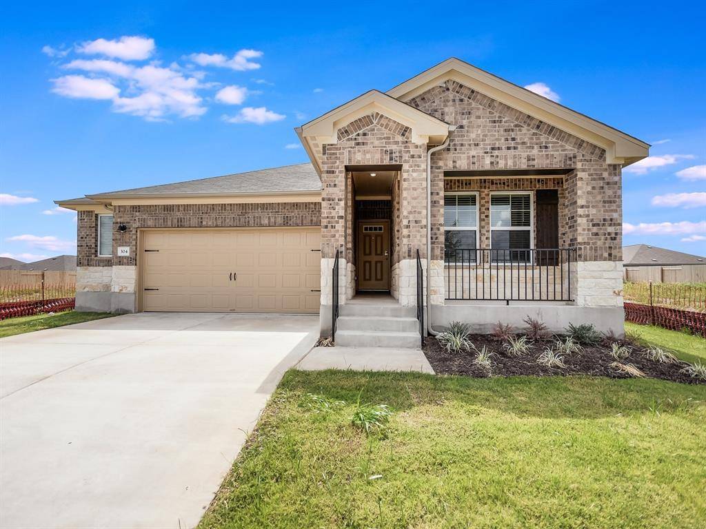 304 Giorgio Moroder DR, Hutto, TX 78634