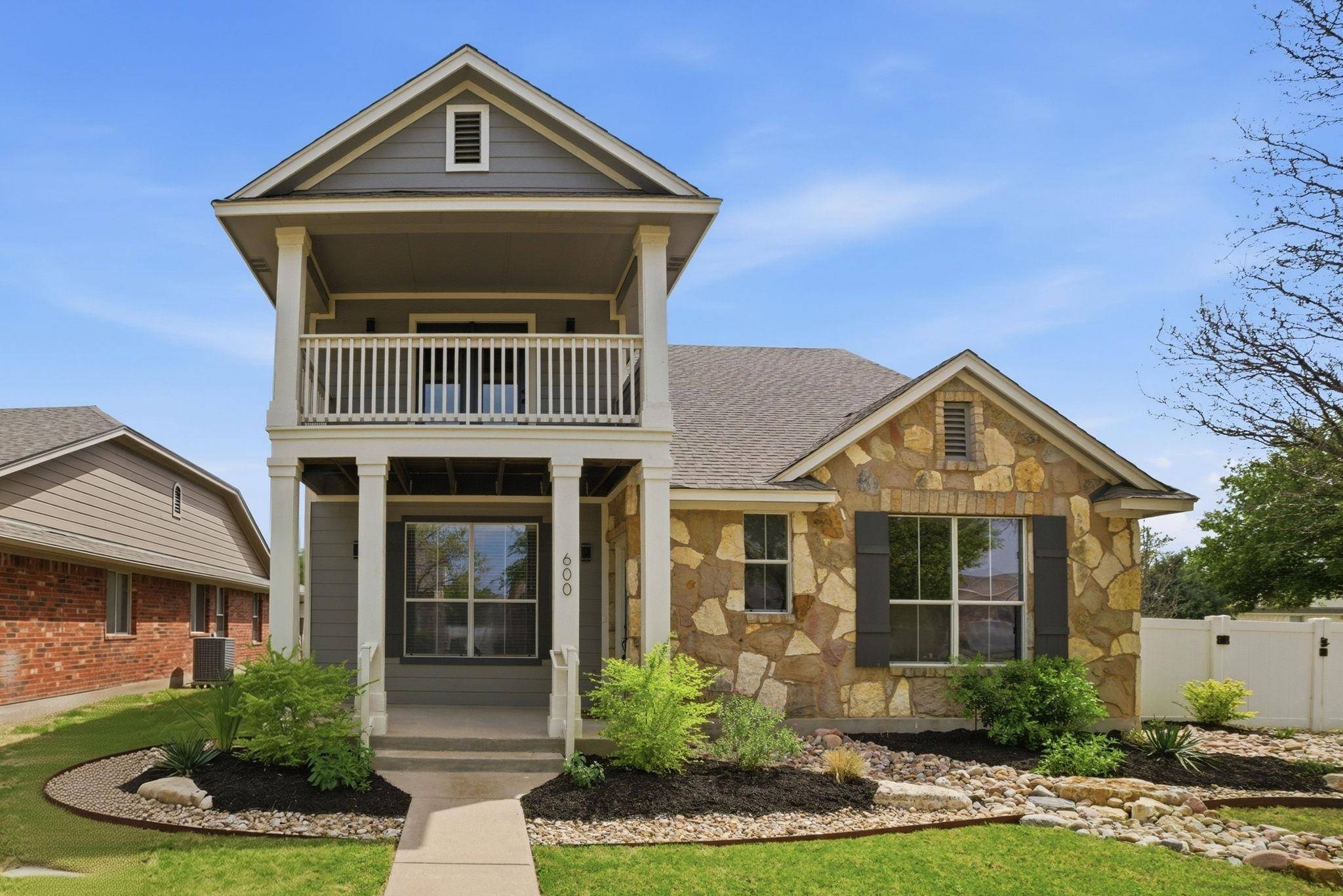 600 Bull Creek PKWY, Cedar Park, TX 78613