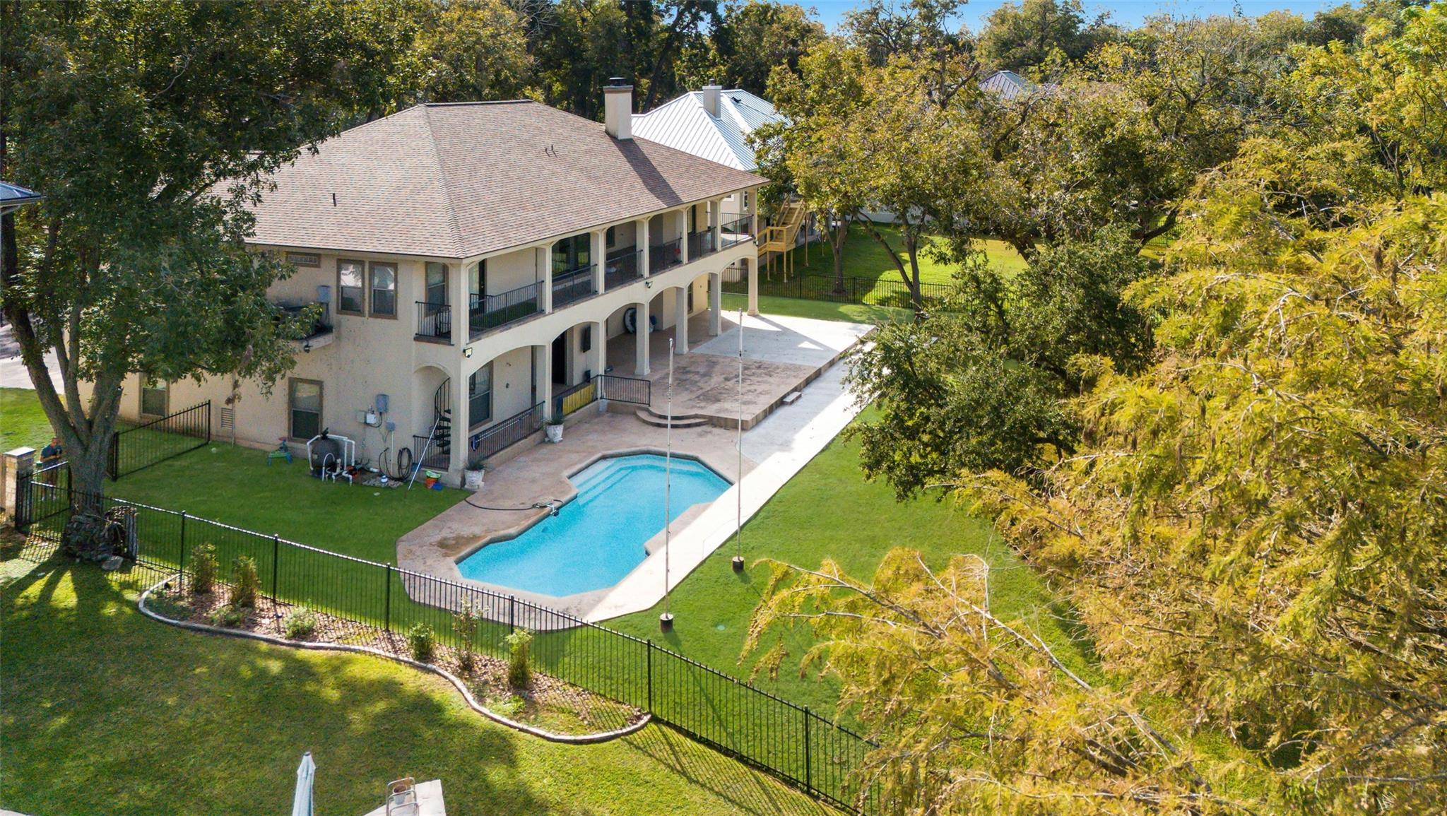 236 Las Hadas, Seguin, TX 78155