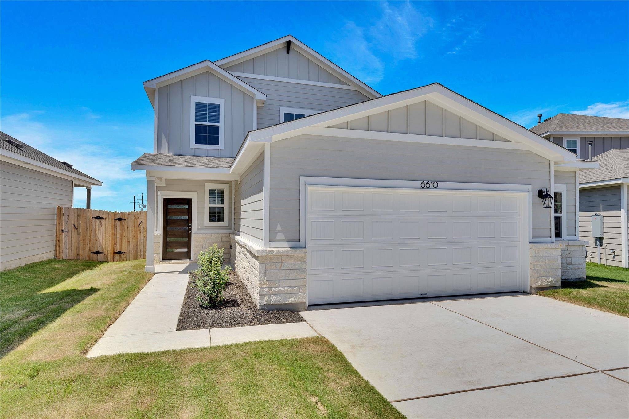 6610 Smarty Jones LN, Buda, TX 78610