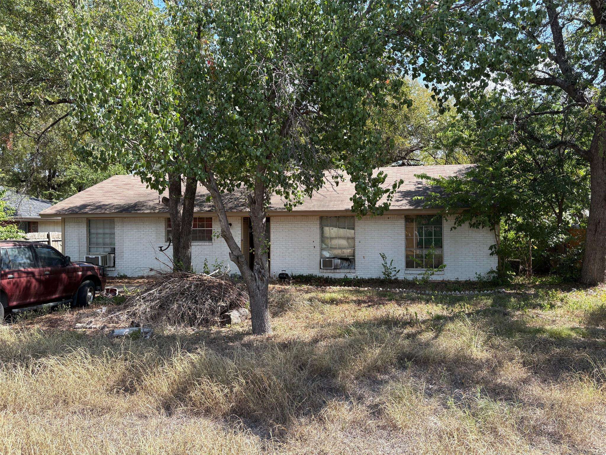 2112 W RIVIERA DR, Cedar Park, TX 78613