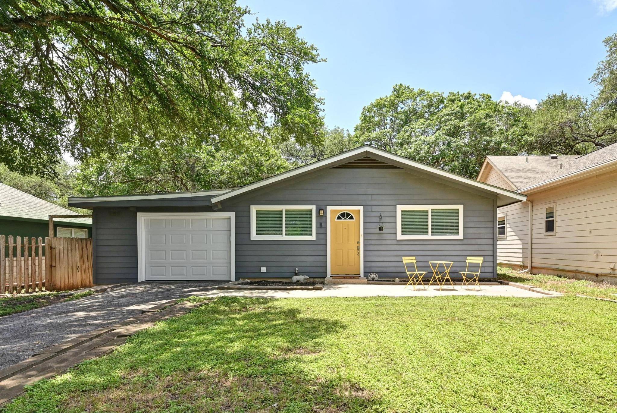 8 Spalding CIR, Wimberley, TX 78676