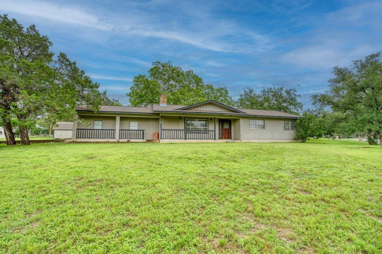 3111 W Oak Ridge DR, Marble Falls, TX 78654