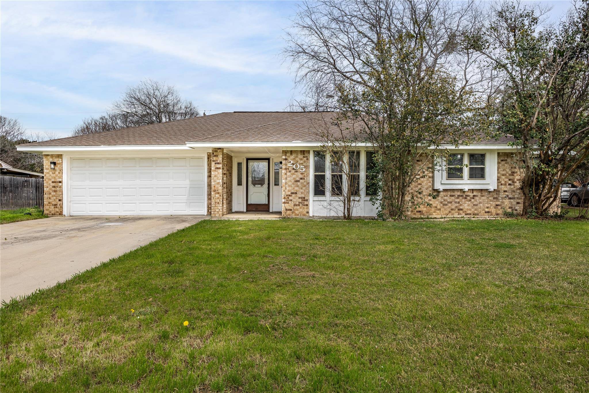 205 Redwood Dr CIR, Harker Heights, TX 76548