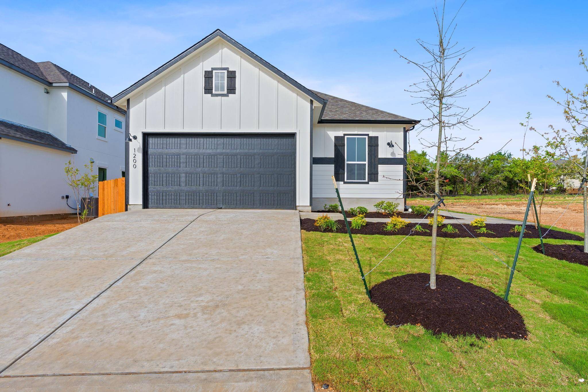1200 Golden Bird ST, Georgetown, TX 78628