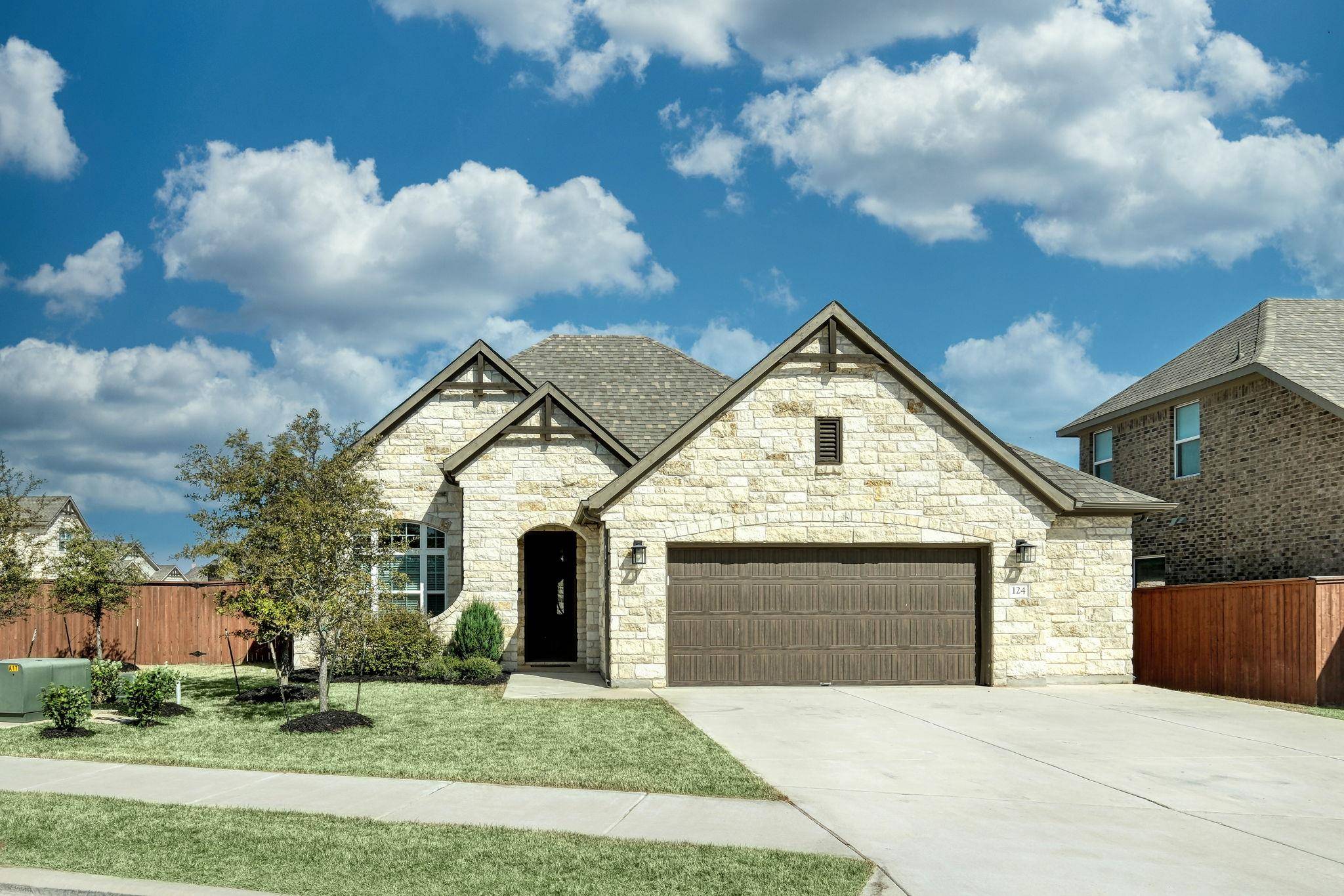 124 Barrel BND, Georgetown, TX 78628