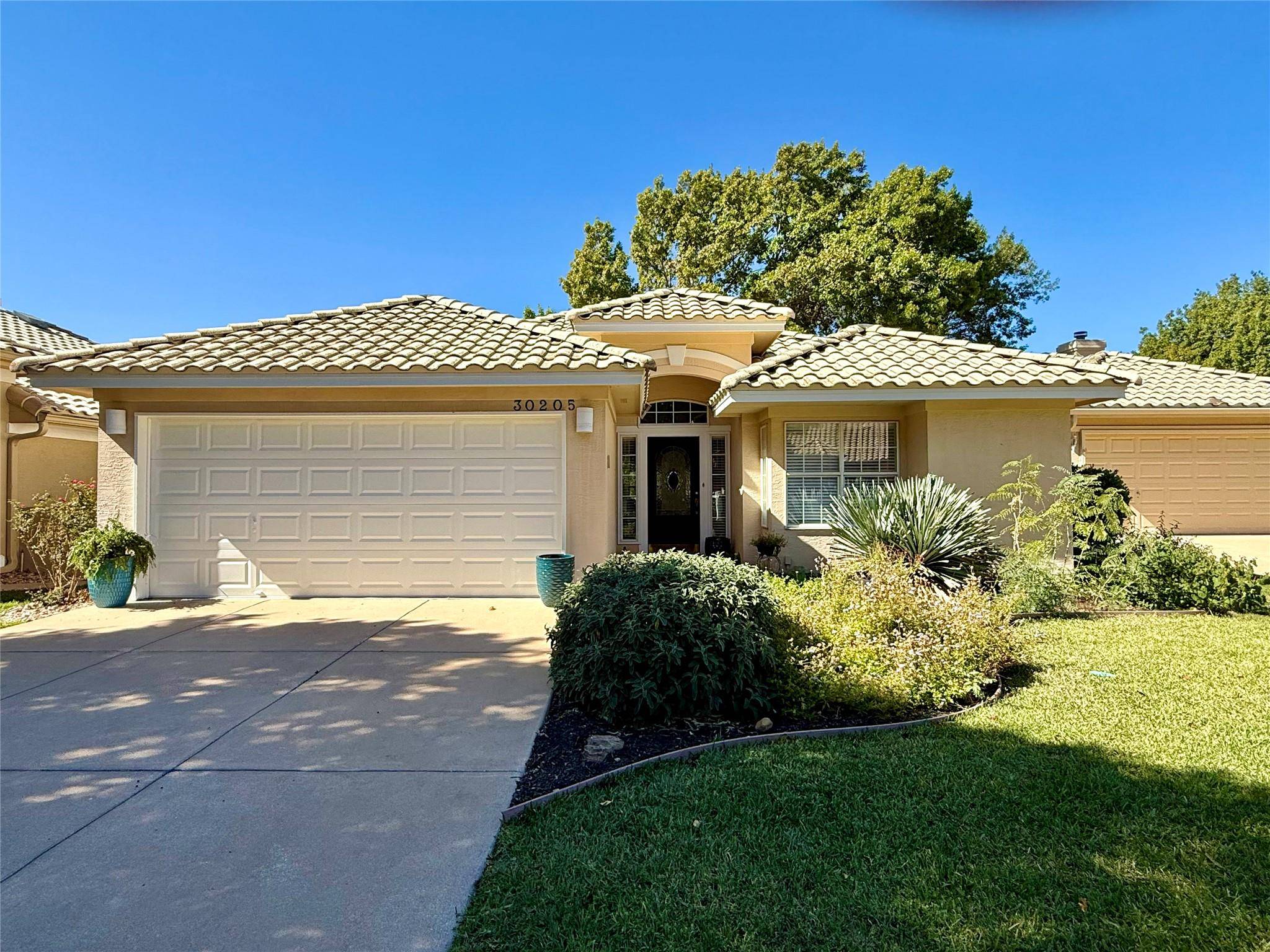 30205 Hacienda LN, Georgetown, TX 78628