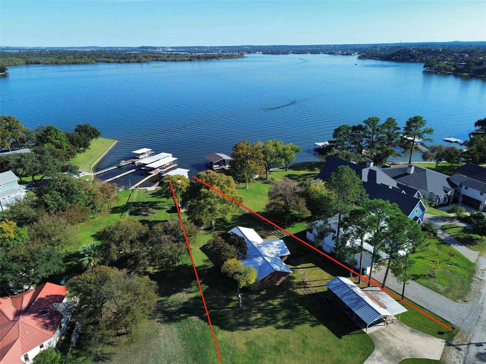 316 Skyline DR, Sunrise Beach, TX 78643