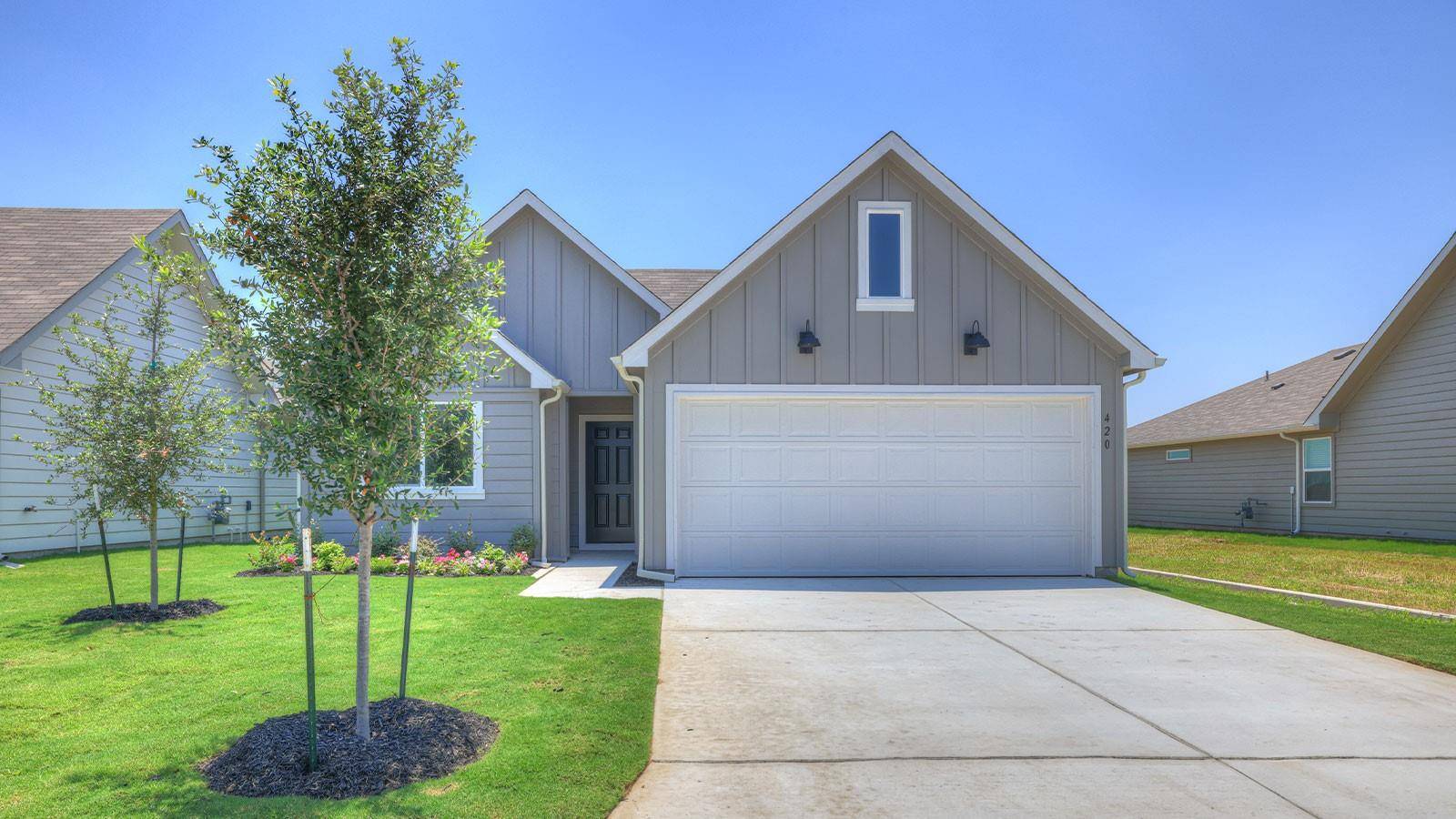 420 DEBORAH DR, New Braunfels, TX 78130