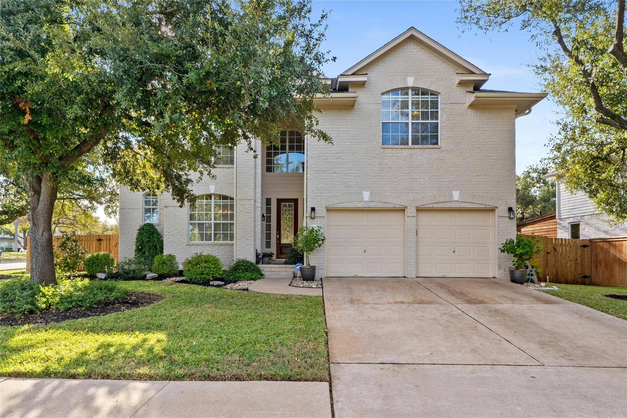 3782 Royal Port Rush DR, Round Rock, TX 78664