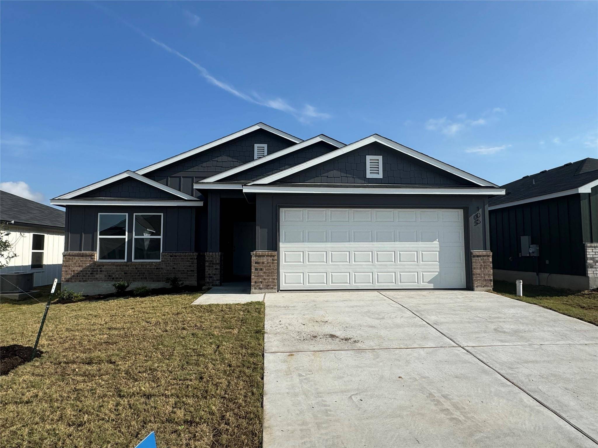 105 Maybelline RD, Jarrell, TX 76537