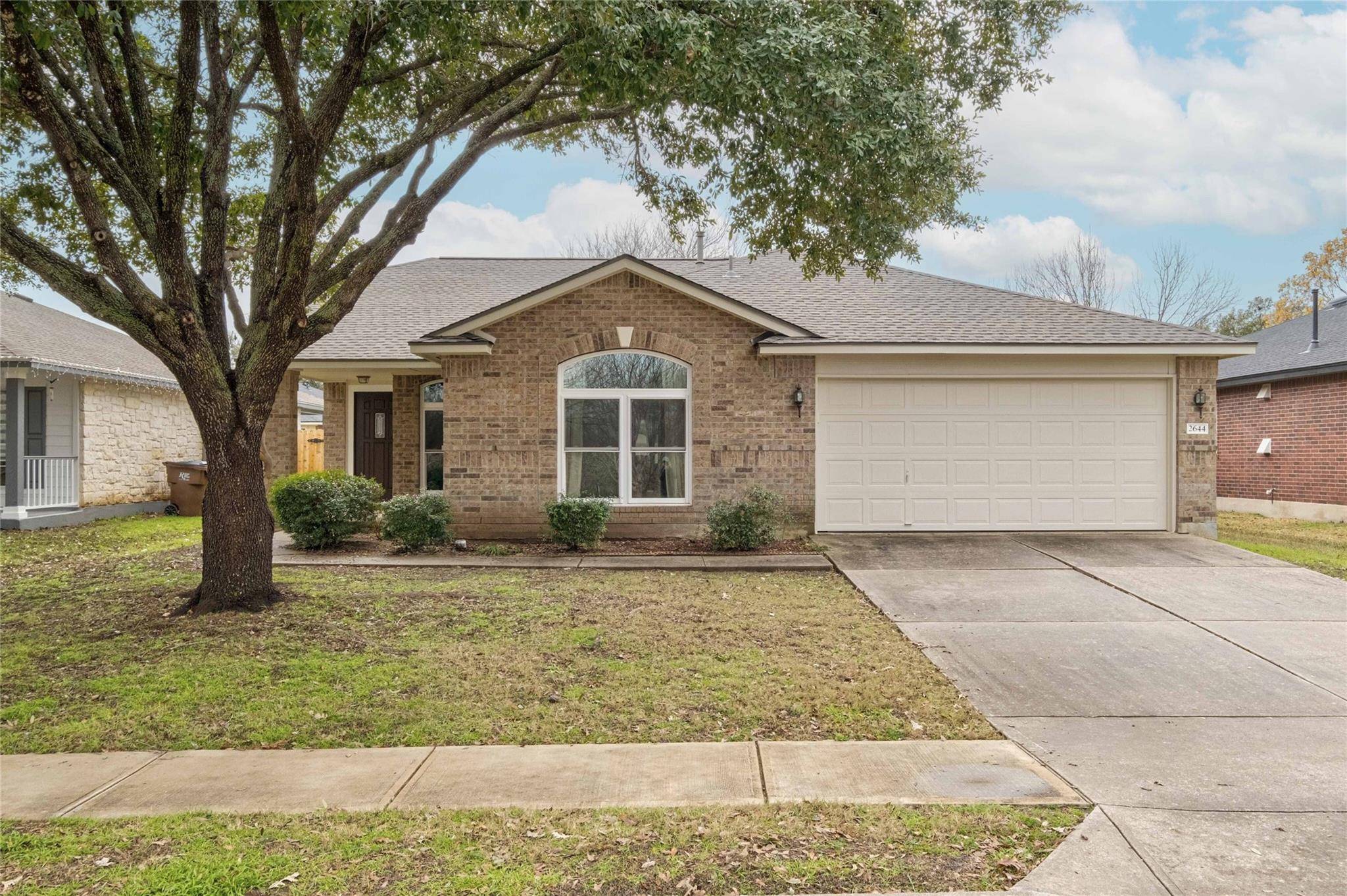 2644 Bradley LN, Round Rock, TX 78664