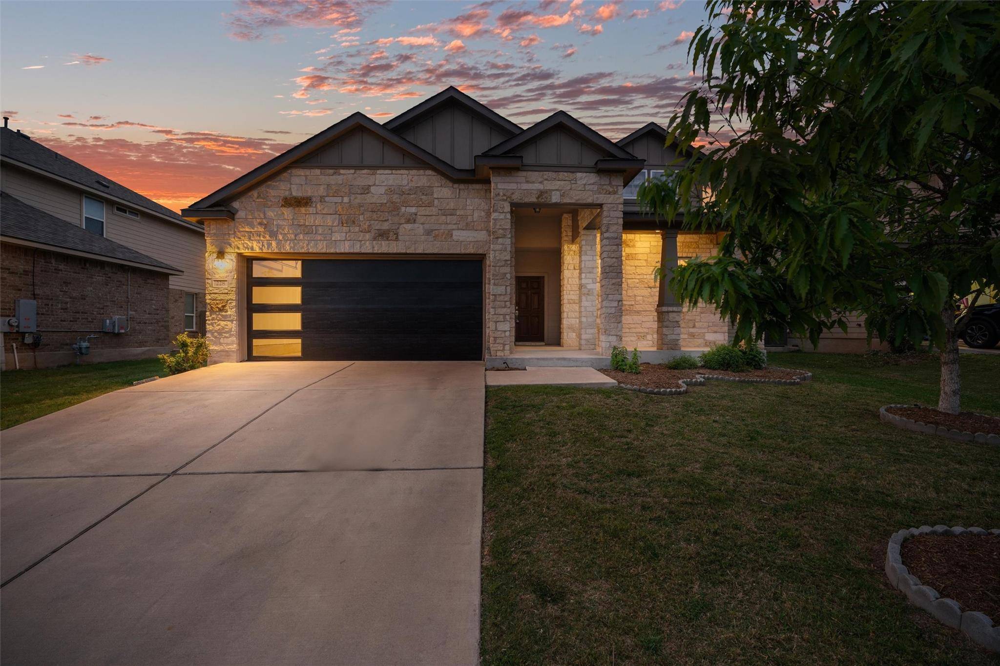228 Deep Creek DR, Georgetown, TX 78626