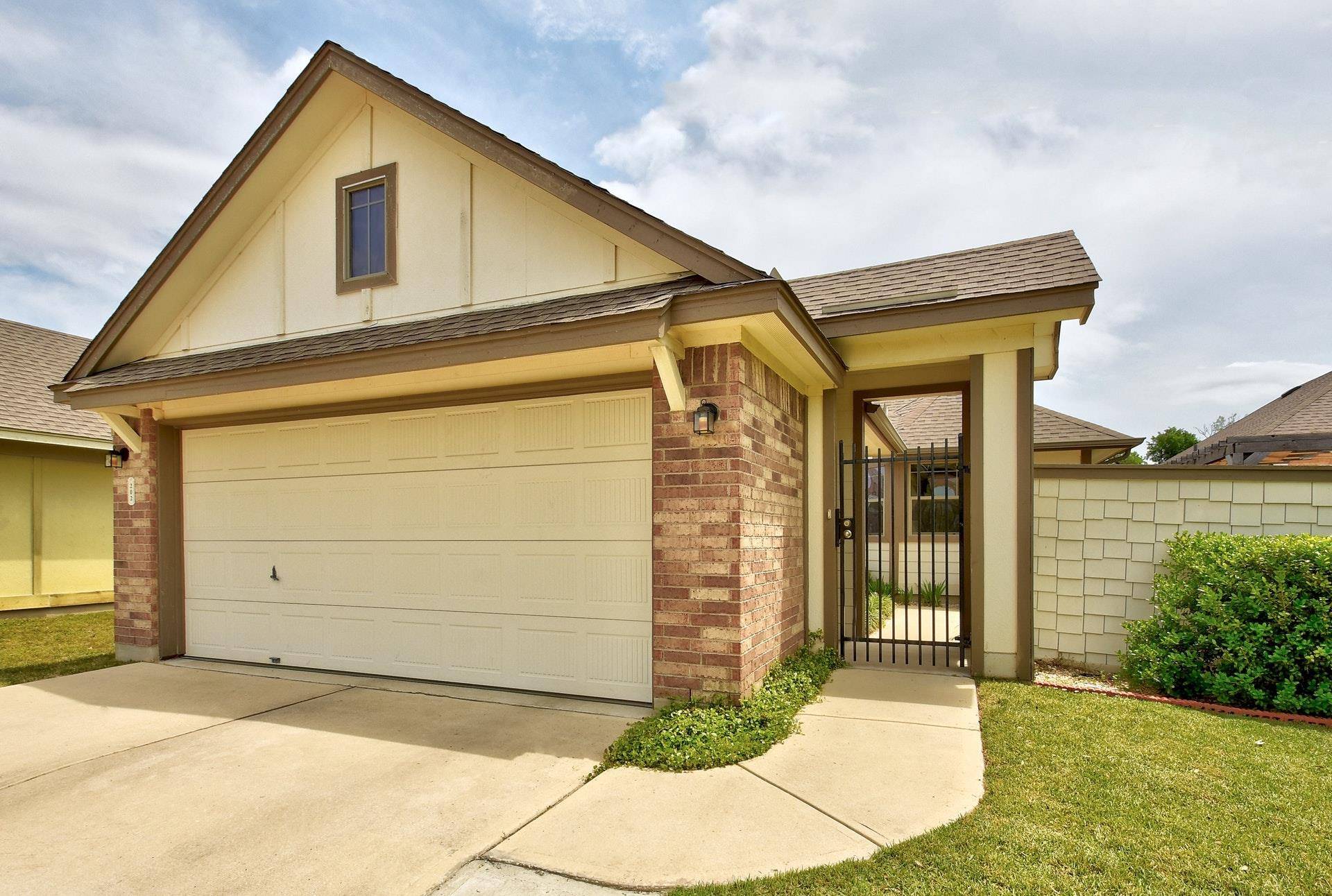 202 Silo ST, San Marcos, TX 78666