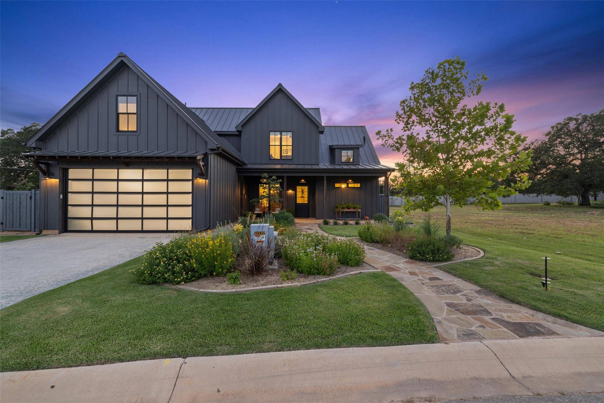 116 Baurenhof CT, Fredericksburg, TX 78624