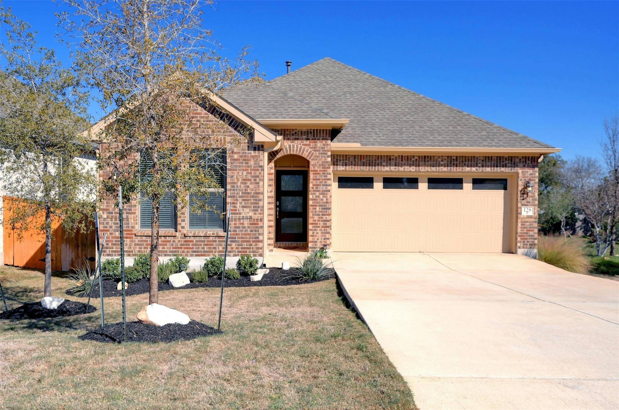 128 Fountain Grass DR, San Marcos, TX 78666