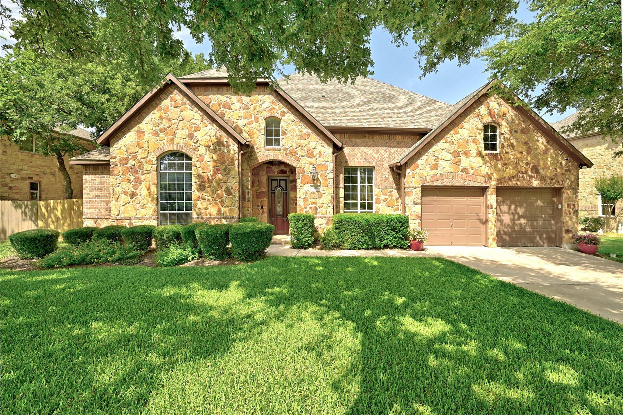 1607 Mesa Verde DR, Round Rock, TX 78681