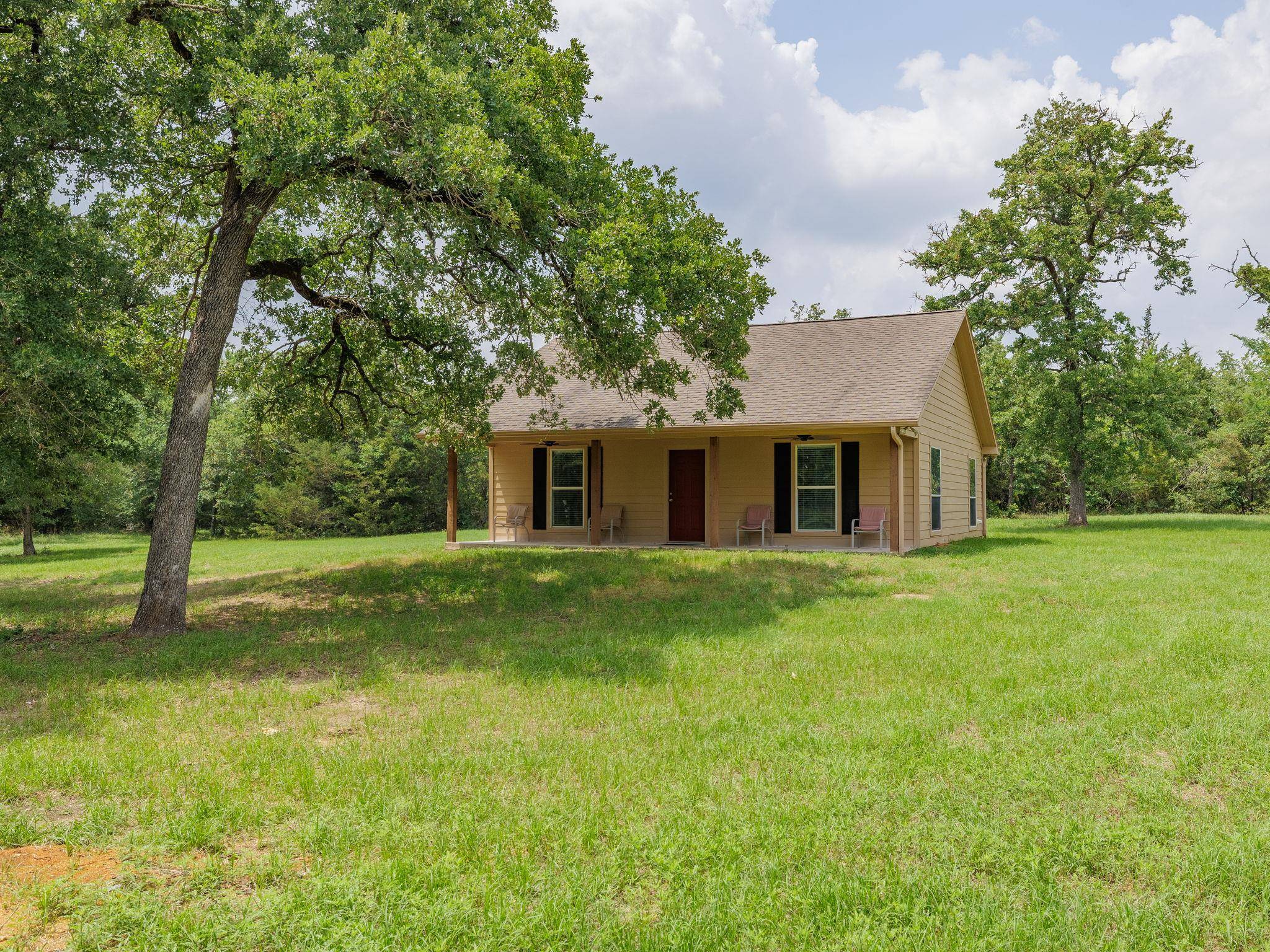 552 County Road 331, Milano, TX 76556
