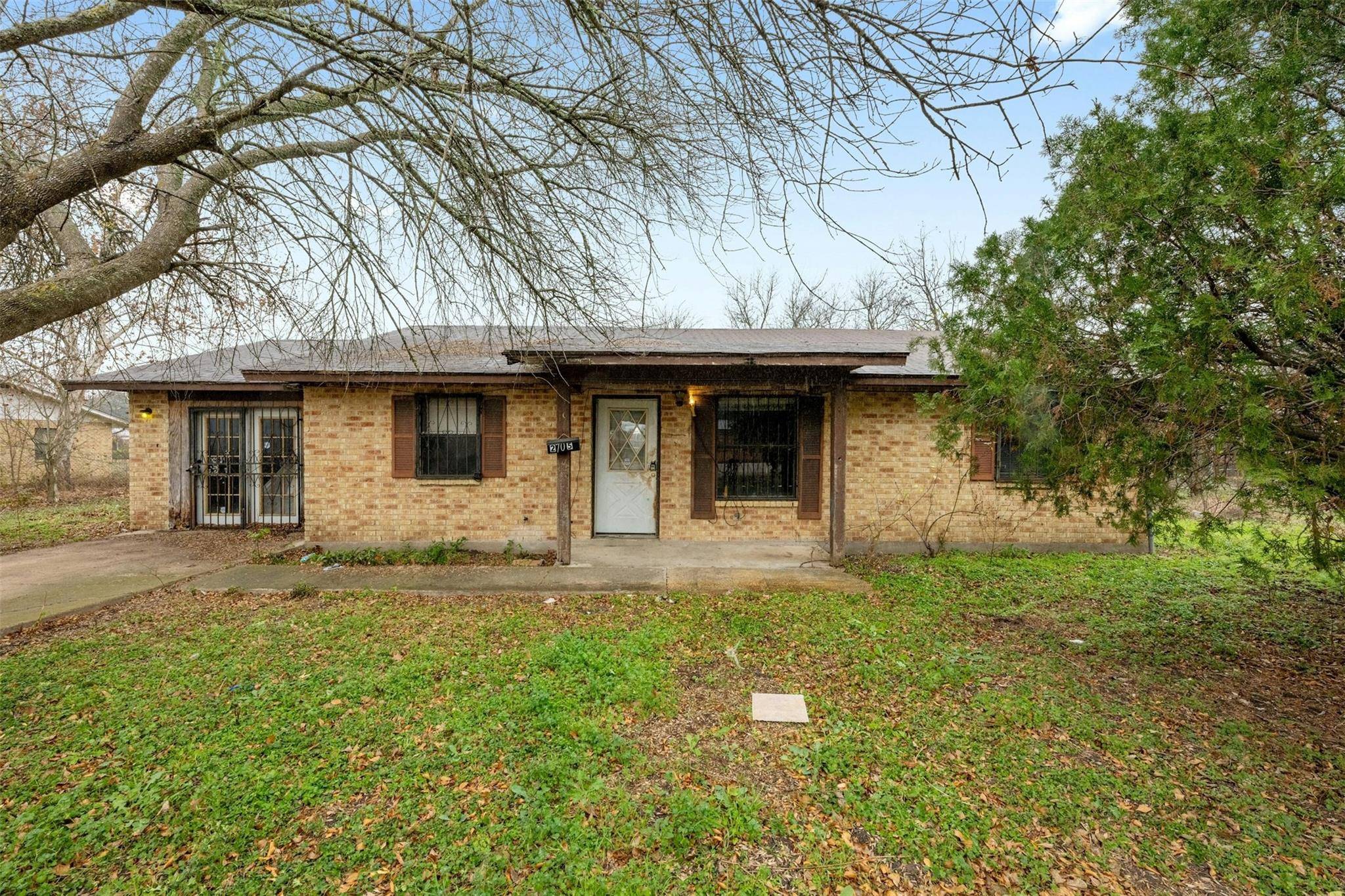2705 Garden WAY, San Marcos, TX 78666