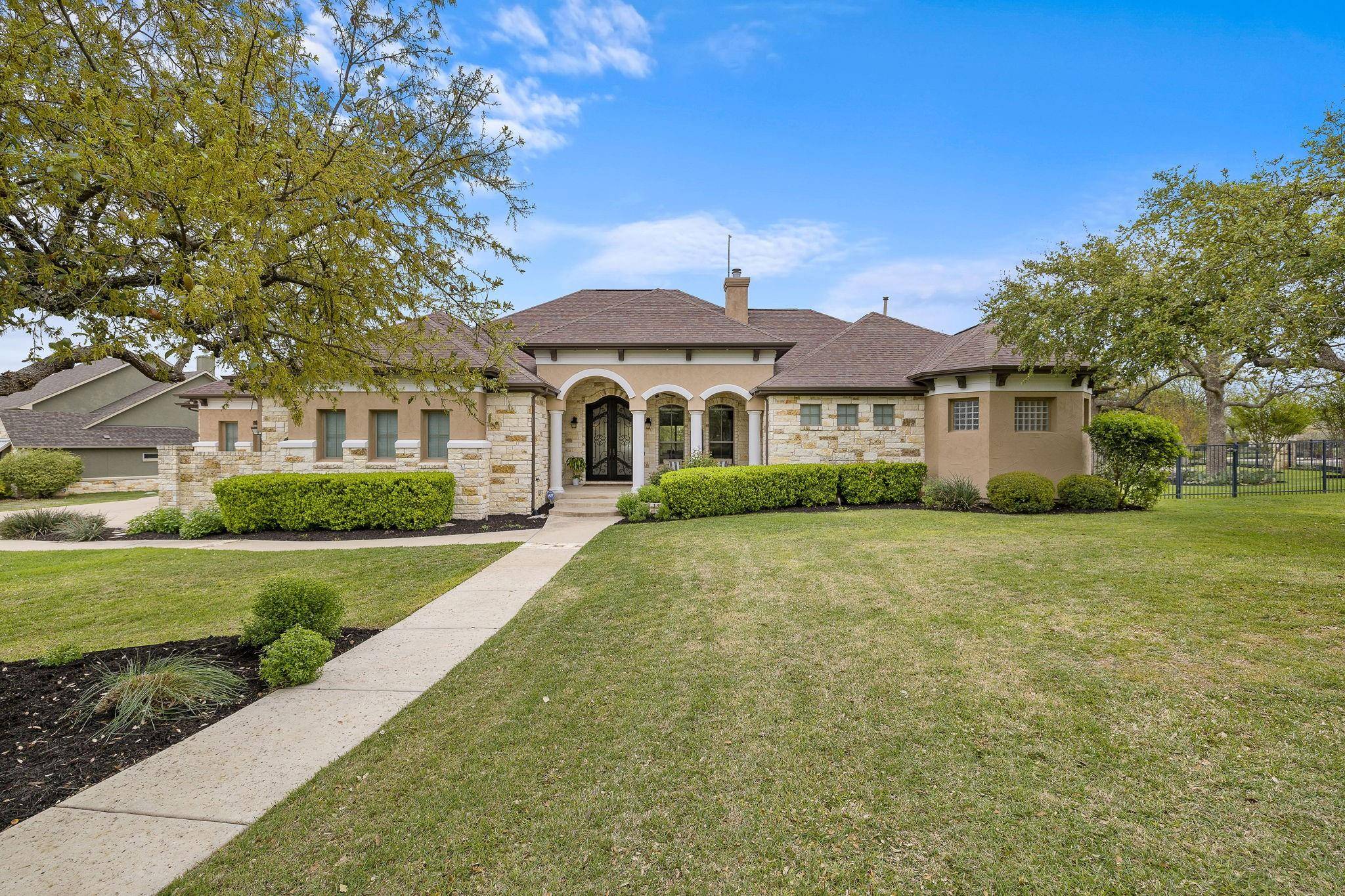 226 Gabriel VIS W, Georgetown, TX 78633