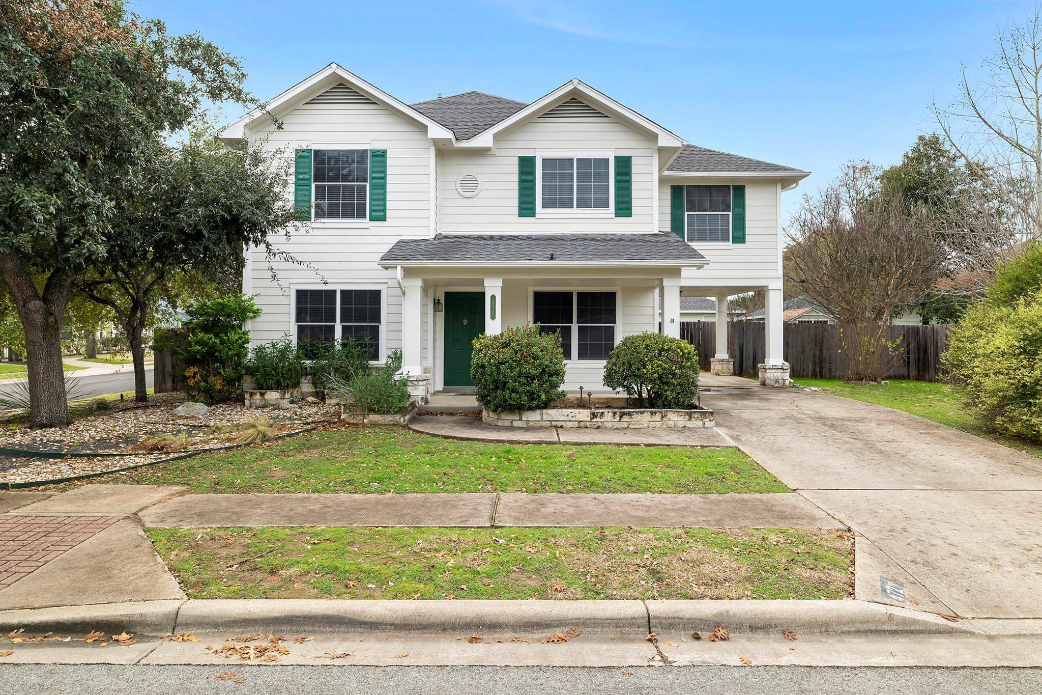 472 Bradfield DR, Buda, TX 78610