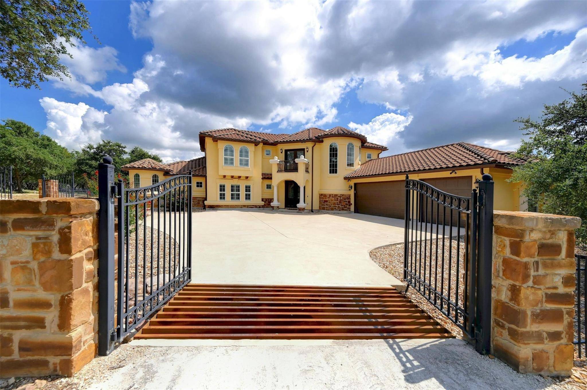 14410 Fitzhugh RD, Austin, TX 78736