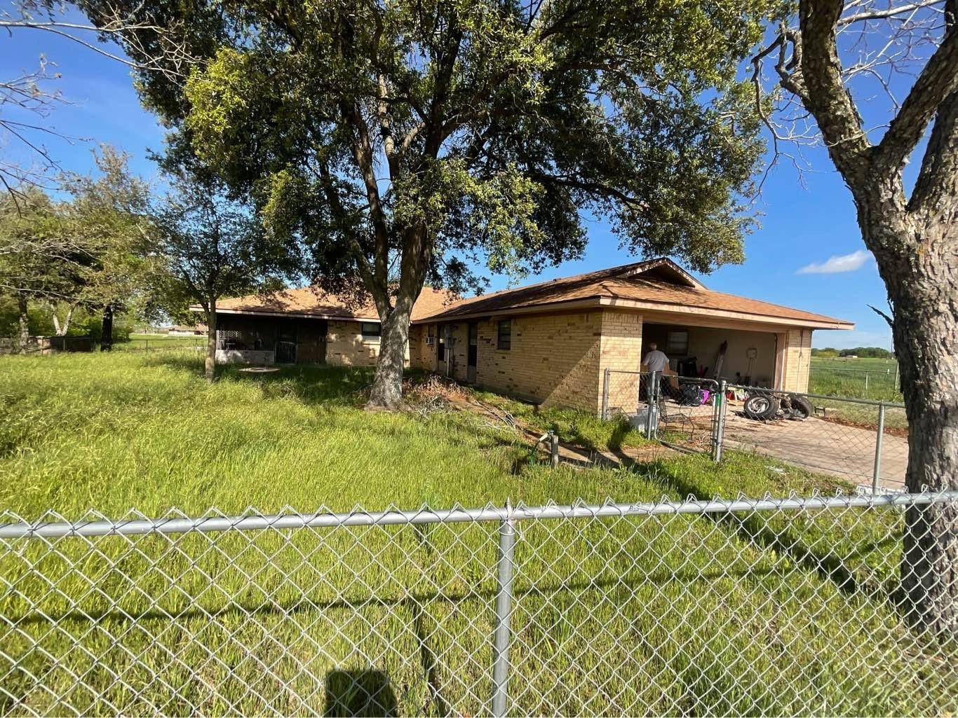 703 8th ST, Buckholts, TX 76518