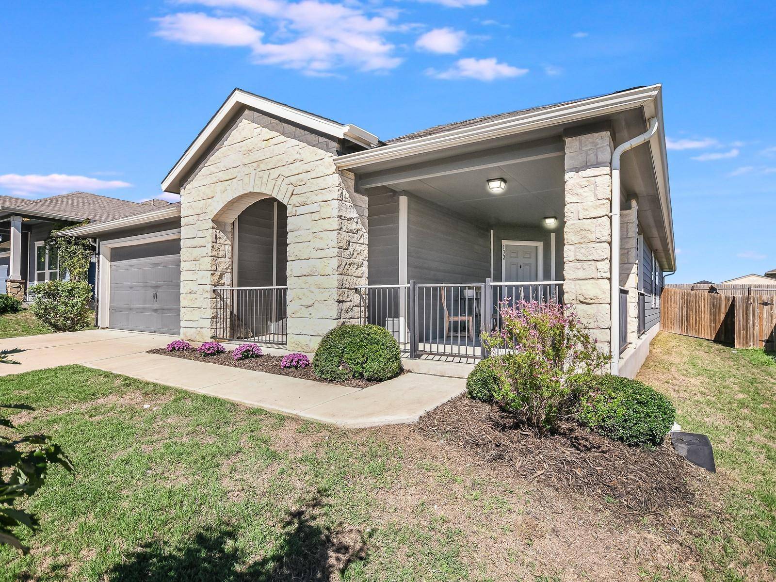 132 Denton DR, Hutto, TX 78634