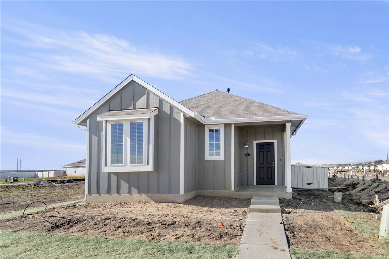 109 Keltic DR, Kyle, TX 78640