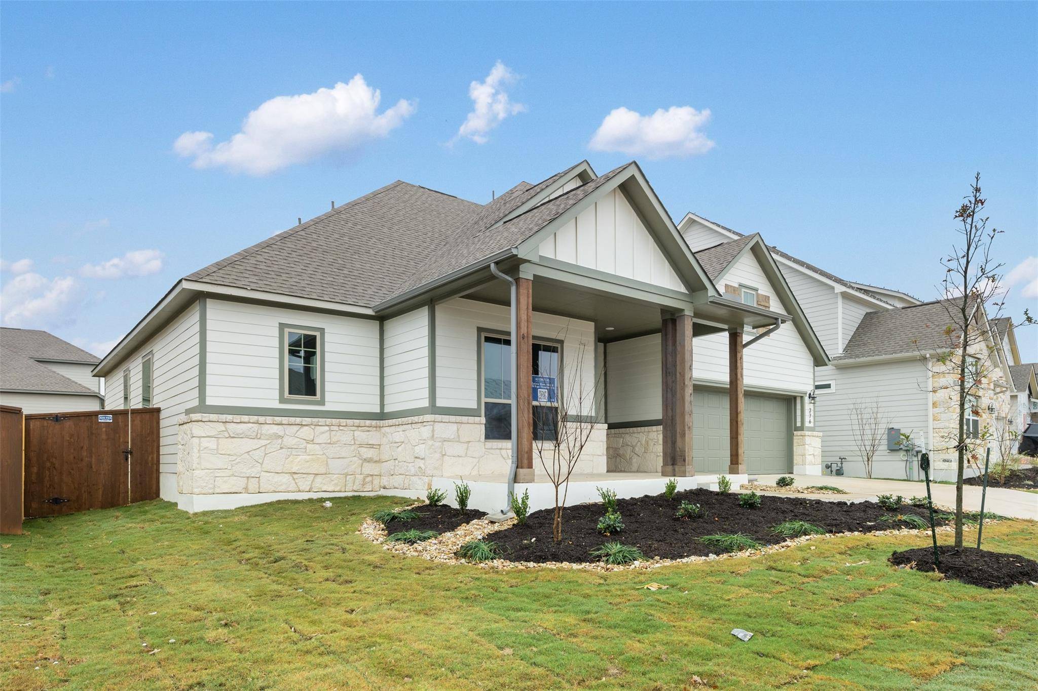 376 Sage Thrasher CIR, Dripping Springs, TX 78620