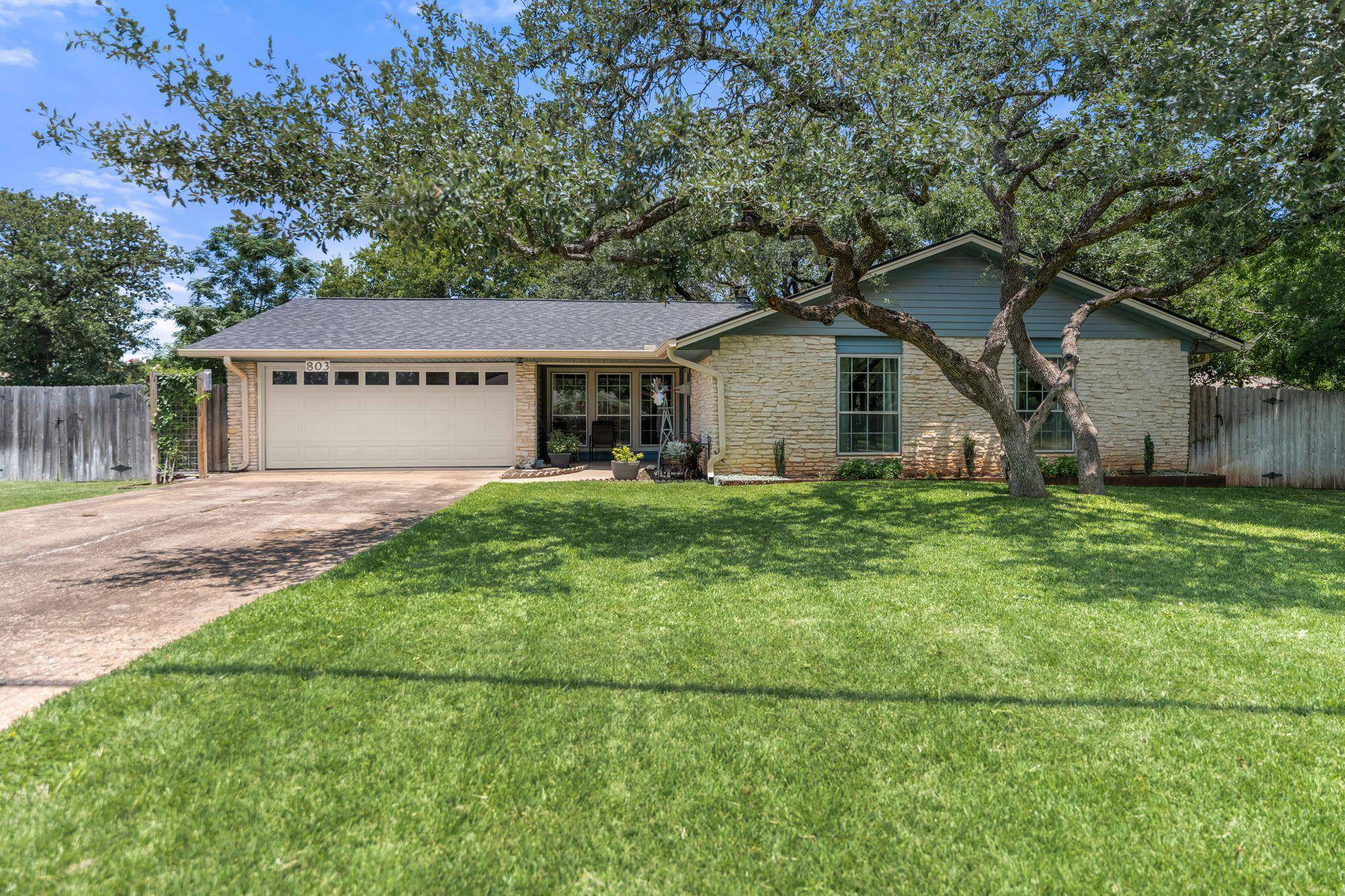 803 Lone Star DR, Cedar Park, TX 78613