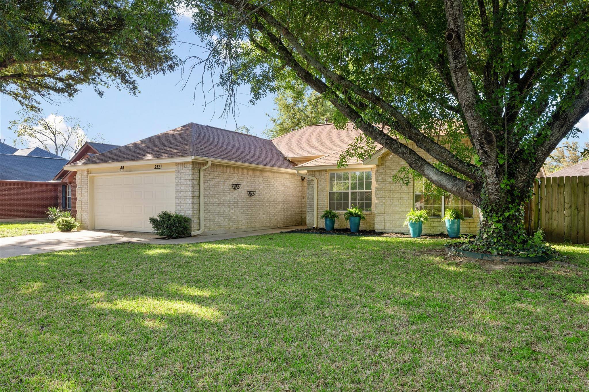 2321 Sycamore TRL, Round Rock, TX 78664