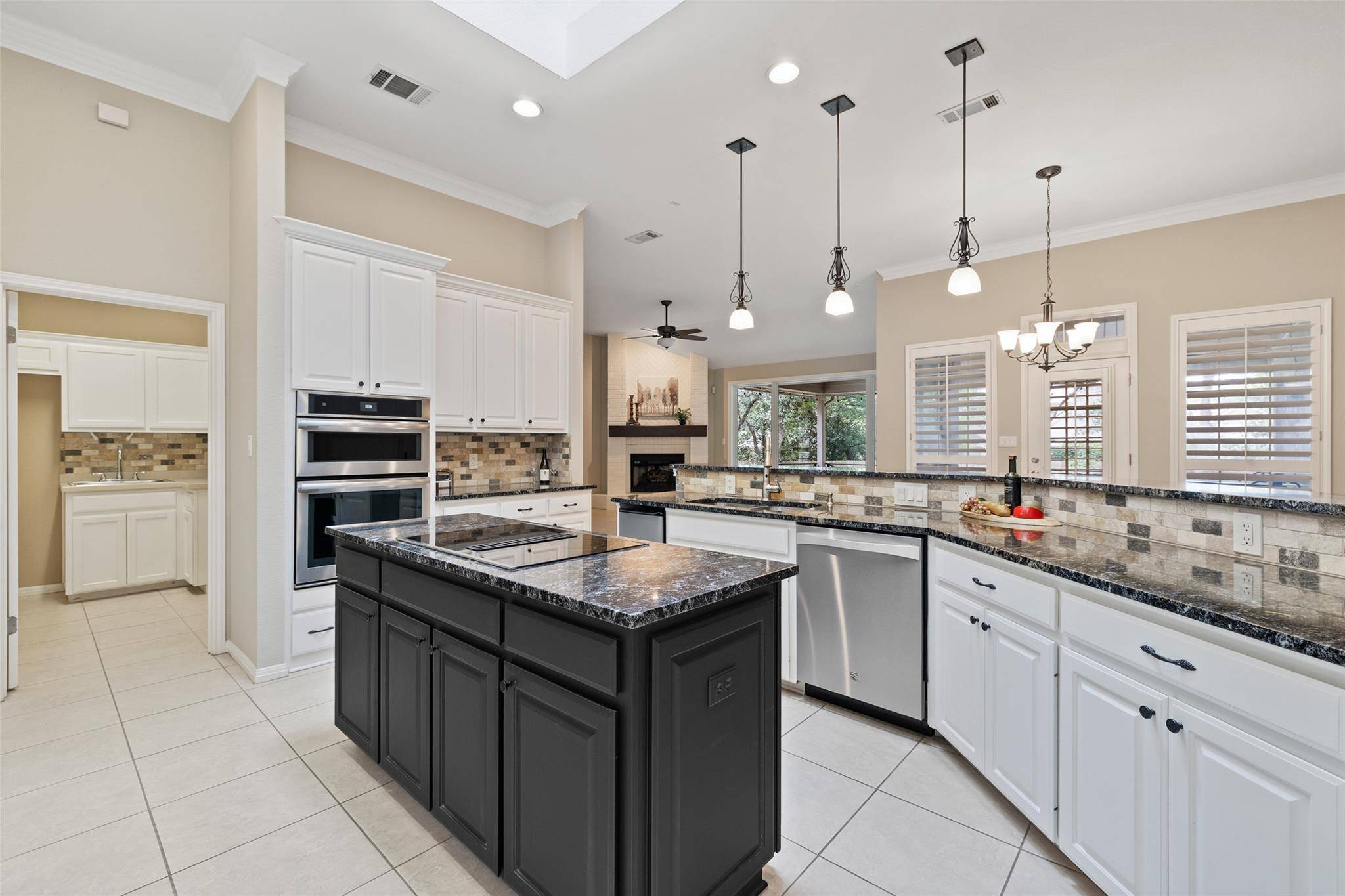 31000 Clearwater CT, Georgetown, TX 78628