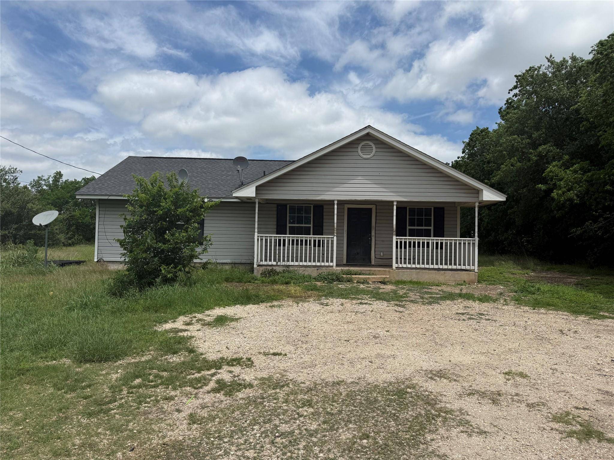 231 Green Acres, Georgetown, TX 78626