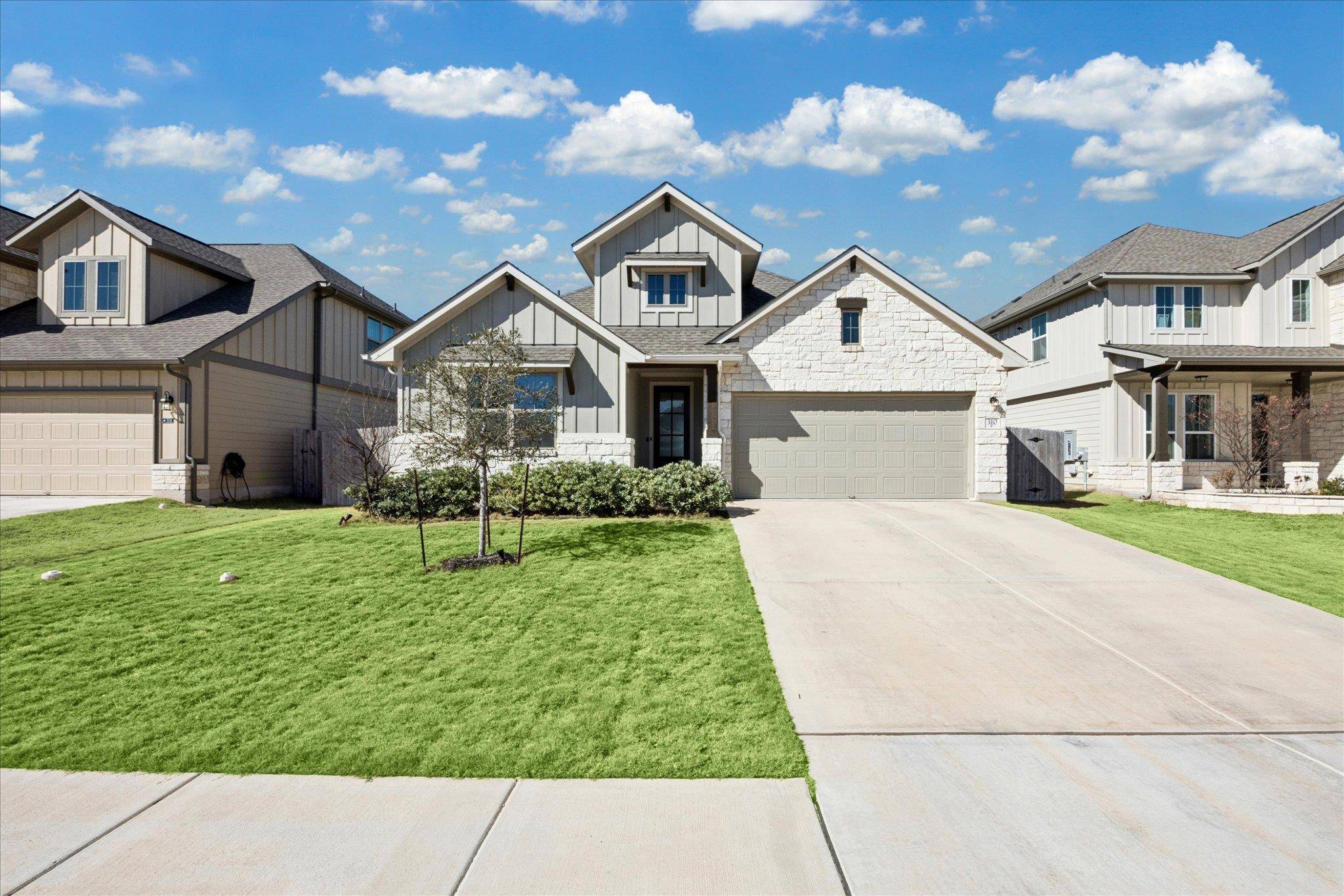 310 Westfield ST, Hutto, TX 78634