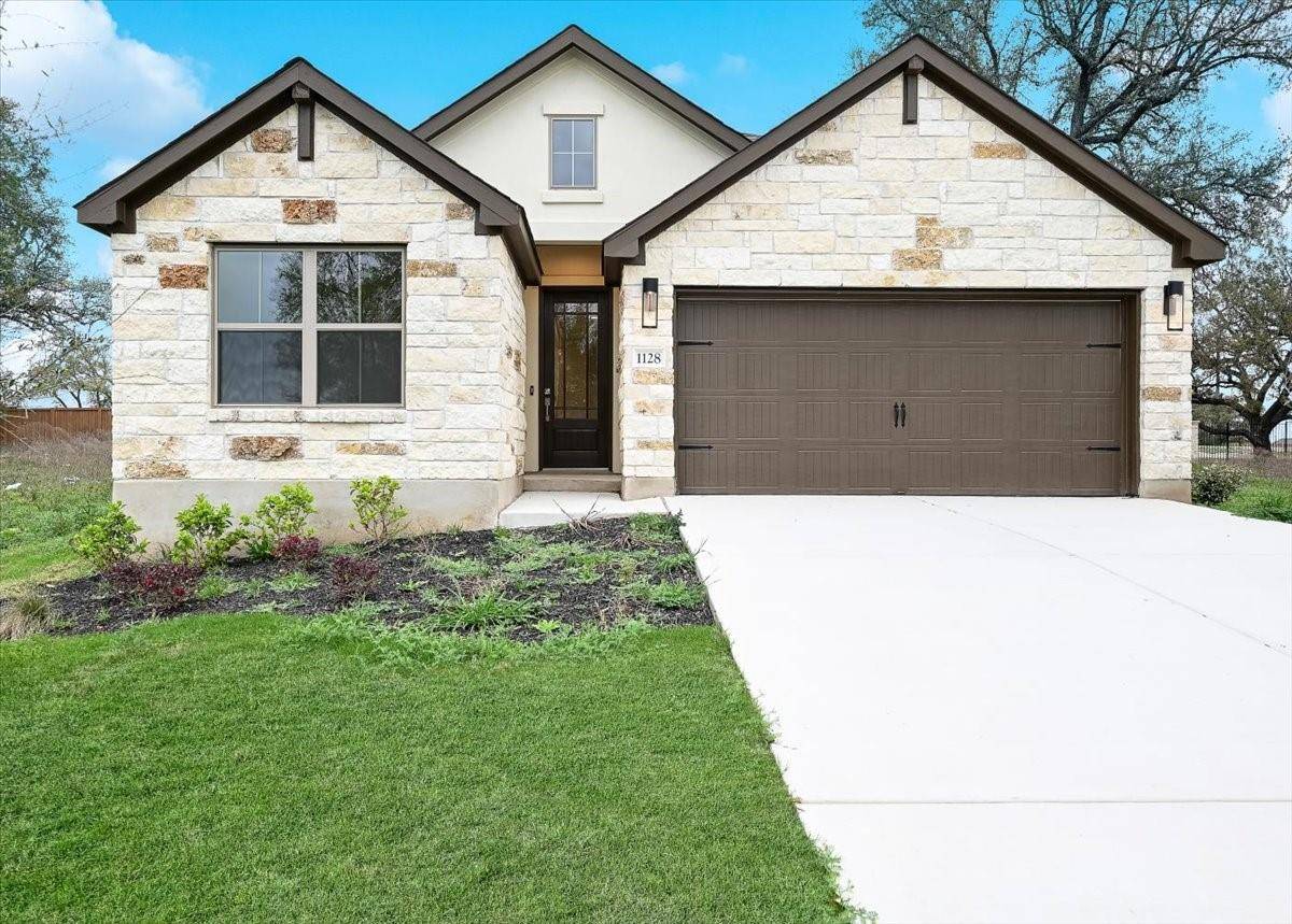 1128 Stonehill DR, Georgetown, TX 78633