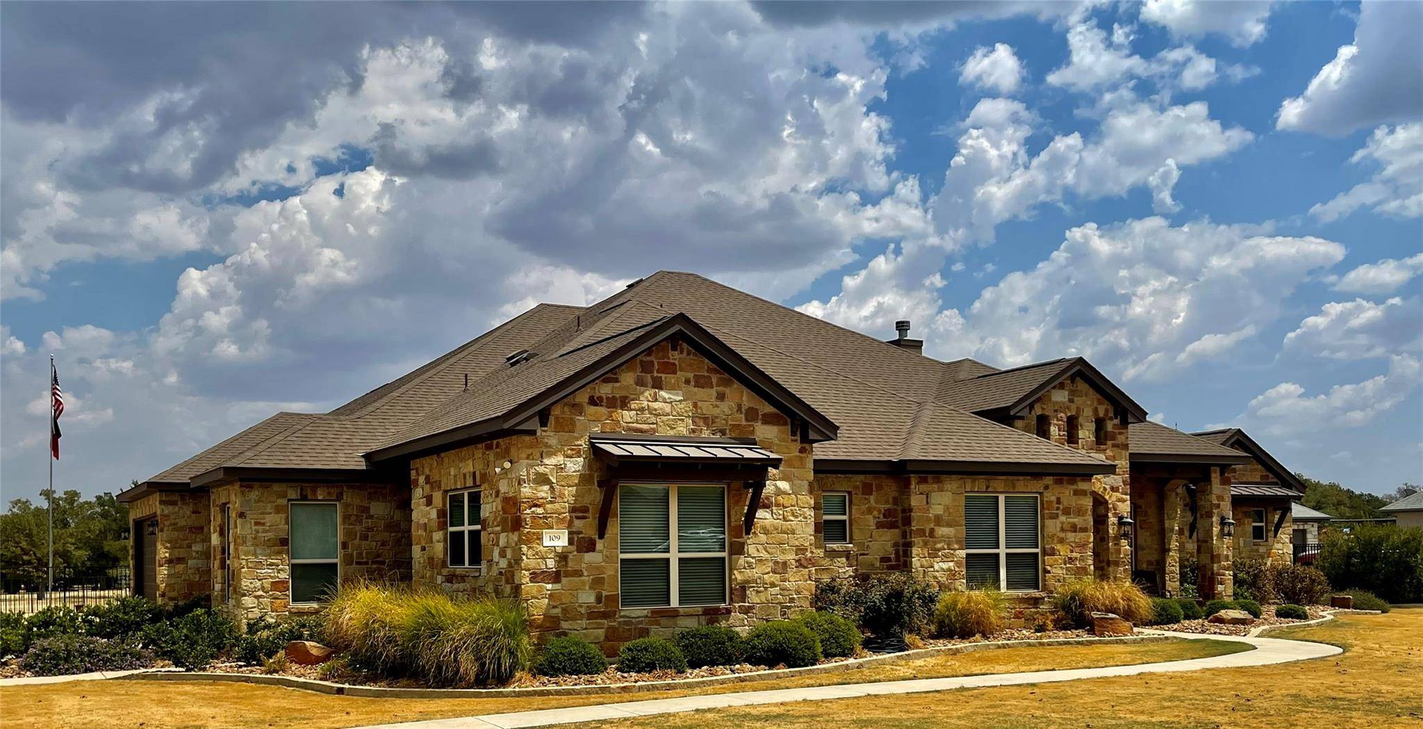 109 Camp Verde DR, Georgetown, TX 78633