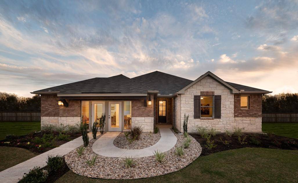 211 Chickasaw LN, Hutto, TX 78634