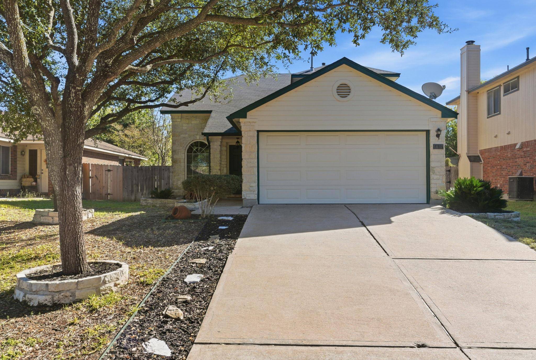 1437 Thibodeaux DR, Round Rock, TX 78664